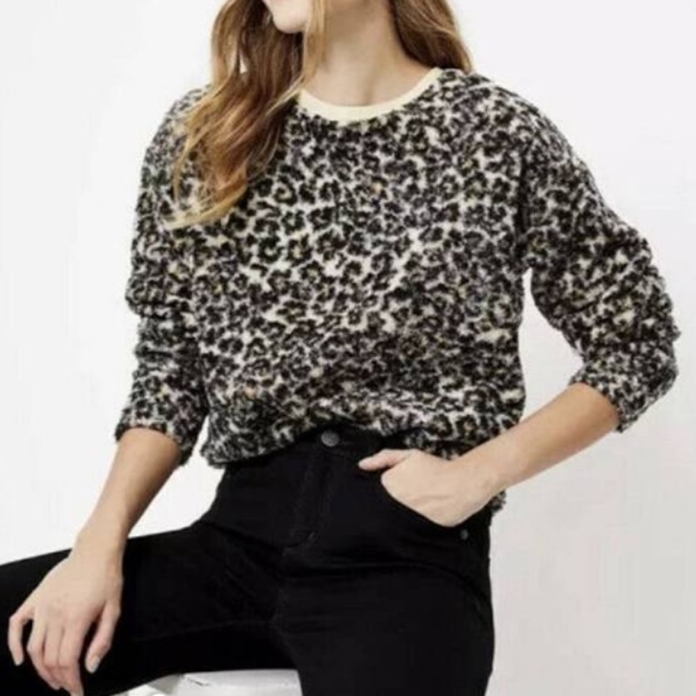 Loft Sherpa Cheetah Crew Neck Sweatshirt Size M